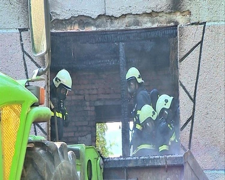 požár rodinného domku v Jizernici