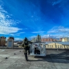 FOTO: Pyrotechnici a hasiči cvičili s výškovou technikou