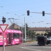 Nezastavil na červenou a vjel do jízdní dráhy tramvaje