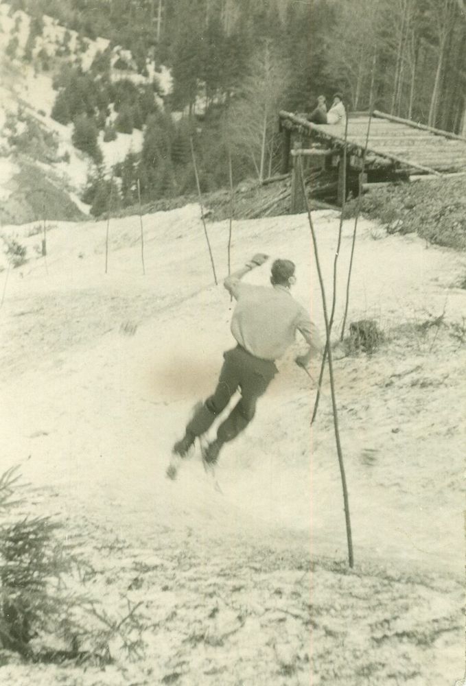 průkopníci lyžování zdroj foto: archiv Tomáše Klímy průkopníci lyžování zdroj foto: archiv Tomáše Klímy